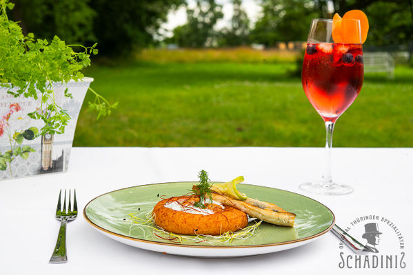 Schadinis - Klossdonut mit gebratenem Zanderfilet