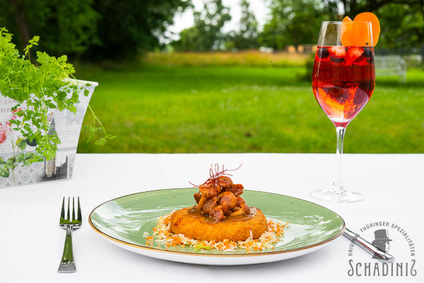 Schadinis - Klossdonut mit Pfifferlingen